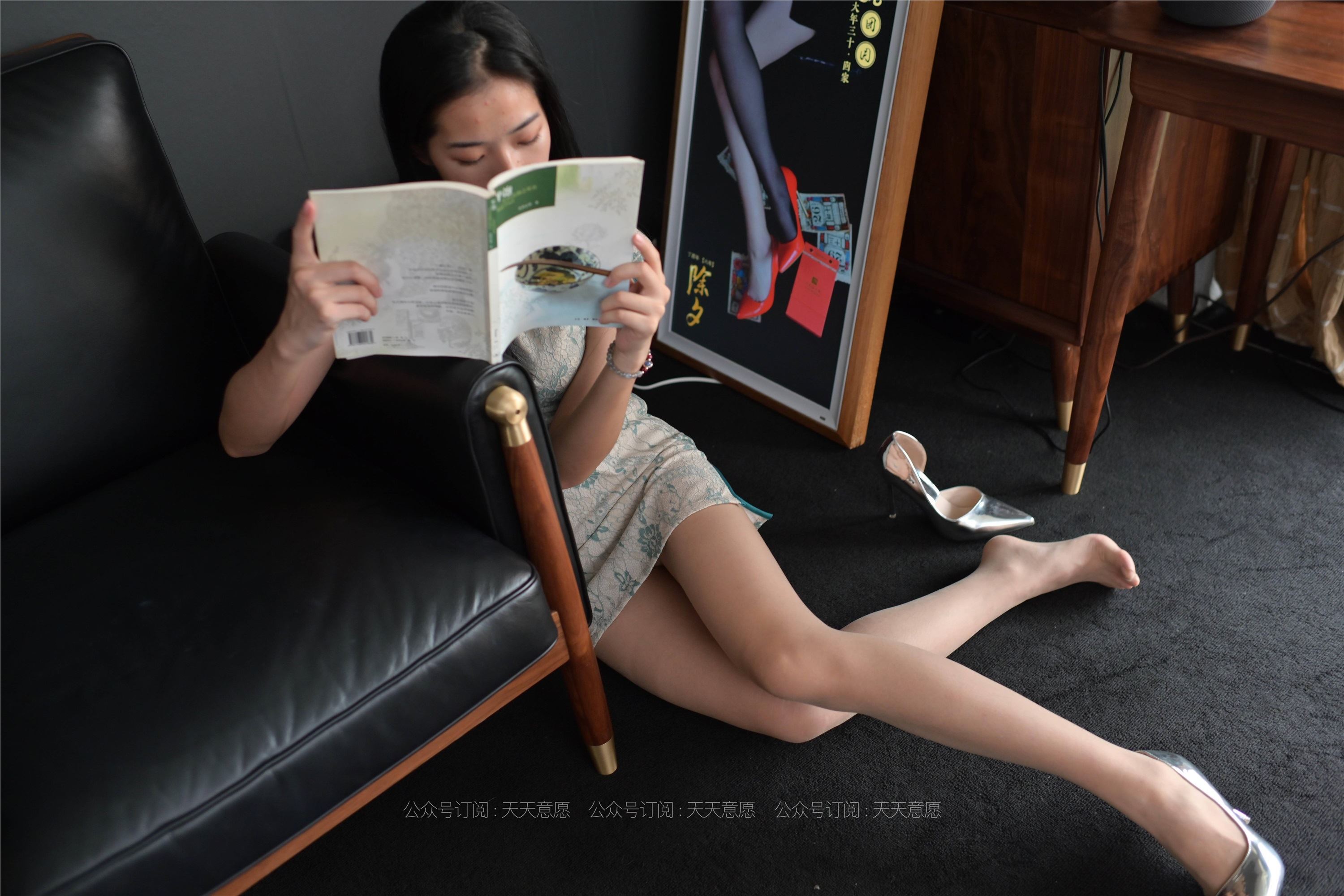 Model: Ning Ning, The Cheongsam Beauty who Loves Reading